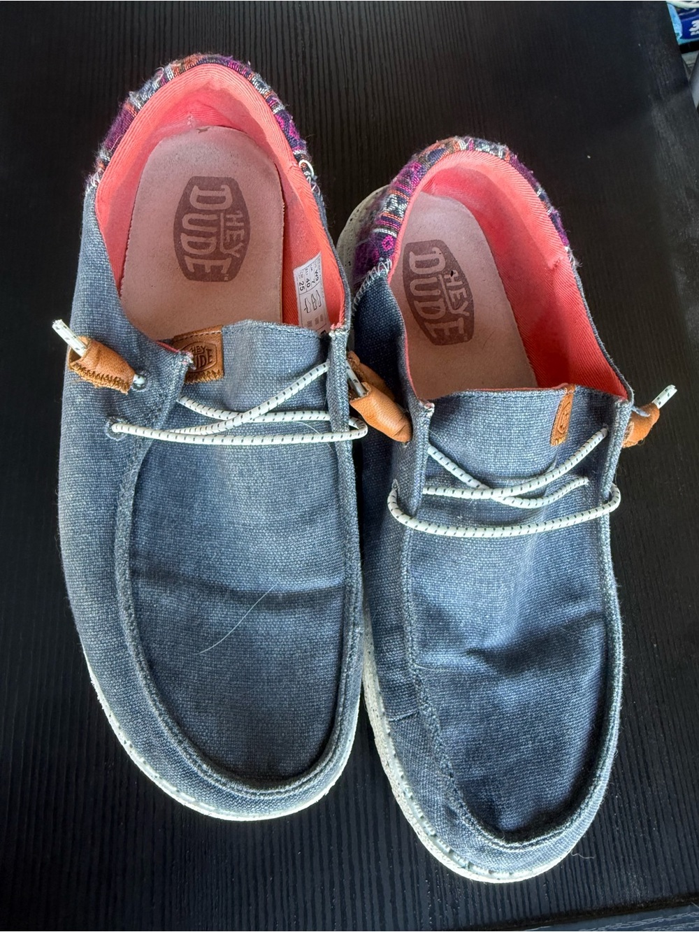 HEY DUDE Chambray women’s Casual Shoes in Denim Blue